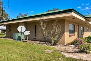 302 W Main St, Bowling Green, FL 33834 - Photo 45