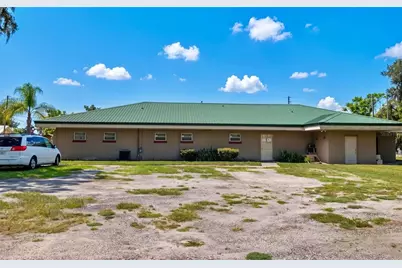 302 W Main Street, Bowling Green, FL 33834 - Photo 47