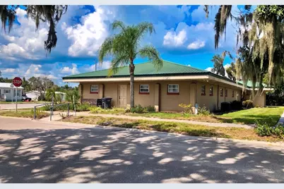 302 W Main Street, Bowling Green, FL 33834 - Photo 49
