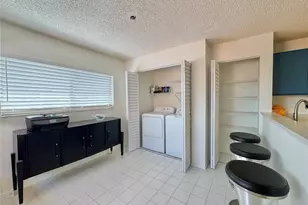 715 Magnolia Pl, Winter Haven, FL 33884 - Photo 9