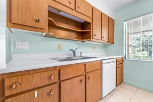 300 Crest Dr, Haines City, FL 33844 - Photo 21