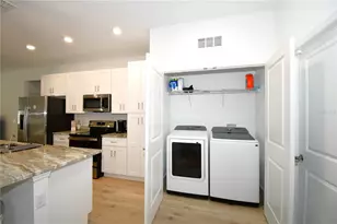 413 St Johns Ln, Poinciana, FL 34759 - Photo 9