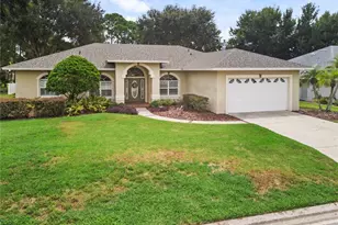 120 Lake Mariam Way, Winter Haven, FL 33884 - Photo 1