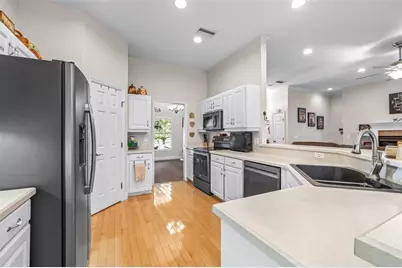1016 S Lake Mariam Drive, Winter Haven, FL 33884 - Photo 29
