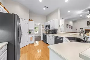 1016 S Lake Mariam Dr, Winter Haven, FL 33884 - Photo 29