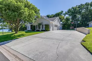 1016 S Lake Mariam Dr, Winter Haven, FL 33884 - Photo 9