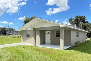 1117 Blossom Cir N, Lakeland, FL 33805 - Photo 1