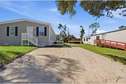 39148 Orient Avenue, Zephyrhills, FL 33542 - Photo 7