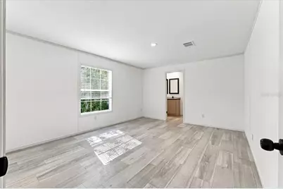 39148 Orient Avenue, Zephyrhills, FL 33542 - Photo 25