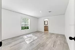 39148 Orient Ave, Zephyrhills, FL 33542 - Photo 25
