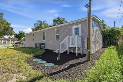39148 Orient Avenue, Zephyrhills, FL 33542 - Photo 9