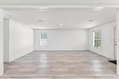 39148 Orient Avenue, Zephyrhills, FL 33542 - Photo 17