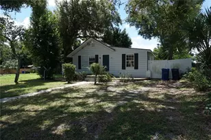 248 Avenue L NE, Winter Haven, FL 33881 - Photo 1