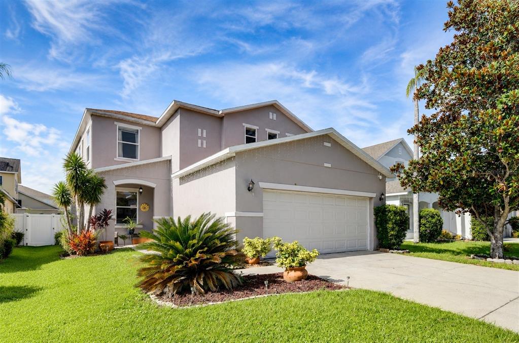 345 Sonja Cir - 345 Sonja Cir, Davenport, FL 33897 Luxury Property | Jose Angel Pina