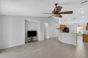 1906 Manatee Ln, Kissimmee, FL 34759 - Photo 3