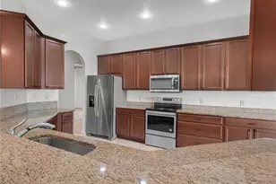 6136 Pebble Beach Blvd, Winter Haven, FL 33884 - Photo 9