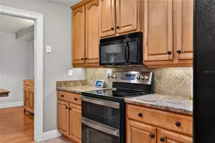 2801 Wingfoot Ct, Winter Haven, FL 33884 - Photo 13