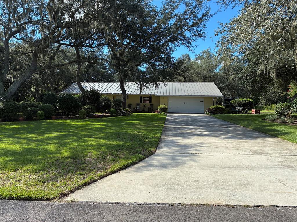 41 Spring Ln - 41 Spring Ln, Haines City, FL 33844 Luxury Property | Jose Angel Pina