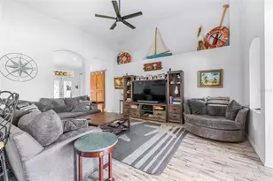 17012 Falconridge Rd, Lithia, FL 33547 - Photo 19