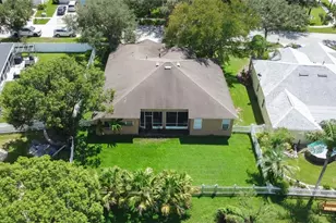 17012 Falconridge Rd, Lithia, FL 33547 - Photo 73
