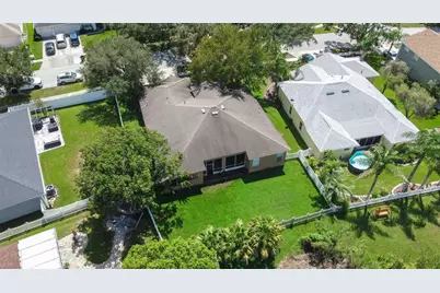 17012 Falconridge Road, Lithia, FL 33547 - Photo 71
