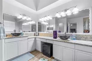 17012 Falconridge Rd, Lithia, FL 33547 - Photo 35