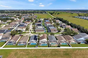 323 Castlemain Cir, Davenport, FL 33897 - Photo 5