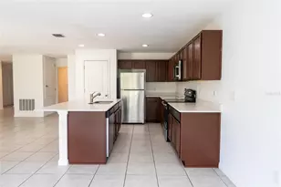 1333 Lucerne Loop Rd NE, Winter Haven, FL 33881 - Photo 11