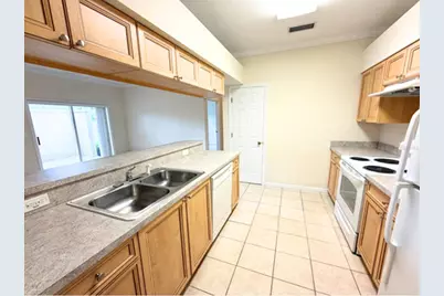 101 Eagle Pond Drive #101, Winter Haven, FL 33884 - Photo 5