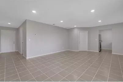 707 Dolly Ben Court, Winter Haven, FL 33880 - Photo 3