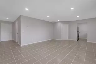 707 Dolly Ben Ct, Winter Haven, FL 33880 - Photo 3