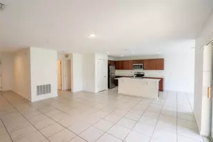 1429 Lucerne Loop Rd NE, Winter Haven, FL 33881 - Photo 11