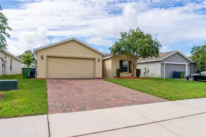 1429 Lucerne Loop Road NE, Winter Haven, FL 33881 - Photo 1