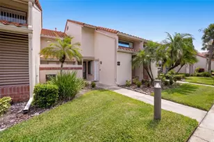 1711 Garden Lake Dr, Winter Haven, FL 33884 - Photo 7