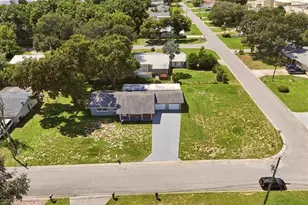 1945 8th St SE, Winter Haven, FL 33880 - Photo 13