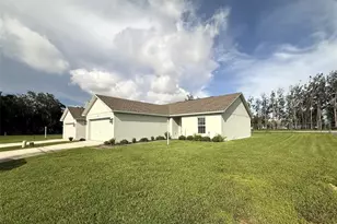 627 W Carey Ln, Avon Park, FL 33825 - Photo 3