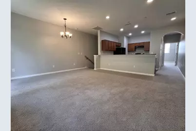 8319 King Blossom Court, Tampa, FL 33615 - Photo 5