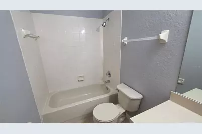 2102 Calabria Ave, Davenport, FL 33897 - Photo 11