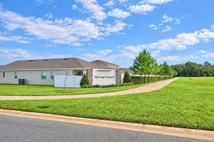 1033 Heirloom Dr, Haines City, FL 33844 - Photo 5