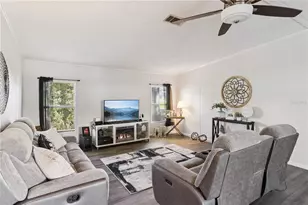 5707 E Lake Fox Dr, Winter Haven, FL 33884 - Photo 3