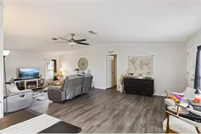 5707 E Lake Fox Drive, Winter Haven, FL 33884 - Photo 7