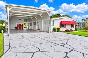 5214 Island View Cir N, Polk City, FL 33868 - Photo 3