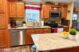 5214 Island View Cir N, Polk City, FL 33868 - Photo 19
