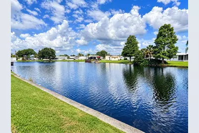 5214 Island View Circle N, Polk City, FL 33868 - Photo 11