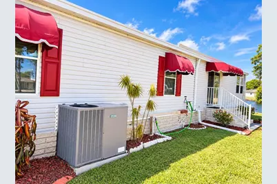 5214 Island View Circle N, Polk City, FL 33868 - Photo 9