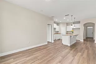 1382 Windward Oaks Loop, Auburndale, FL 33823 - Photo 17