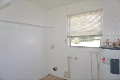2567 Elm Avenue, Lake Wales, FL 33898 - Photo 11