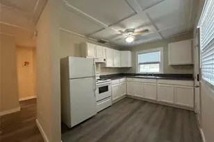 569 W Woodard St, Eagle Lake, FL 33839 - Photo 5