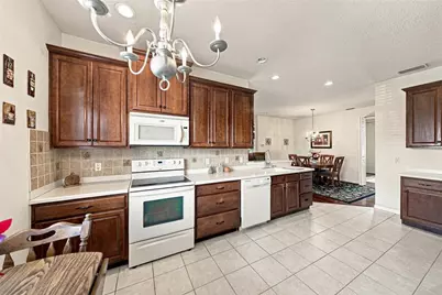 5281 Pebble Beach Boulevard, Winter Haven, FL 33884 - Photo 15