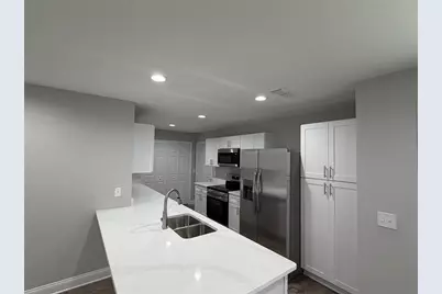 1313 Fairfax St NE, Winter Haven, FL 33881 - Photo 3